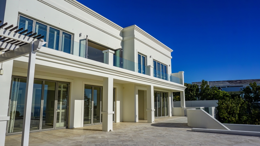 4 Bedroom Property for Sale in Bakoven Western Cape